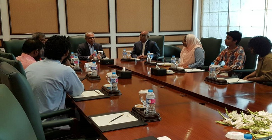 ޕާކިސްތާން ގައި ތިބި ދިވެހި ކިޔަވާ ކުދިންނާ ފޮރިން މިނިސްޓަރ އާސިމް ބައްދަލުކުރައްވައިފި